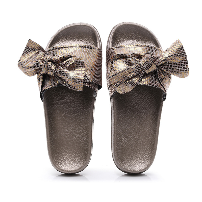  Bling Slide Slippers PVC Girls Outdoor Sliders Designer Luxury Sandals