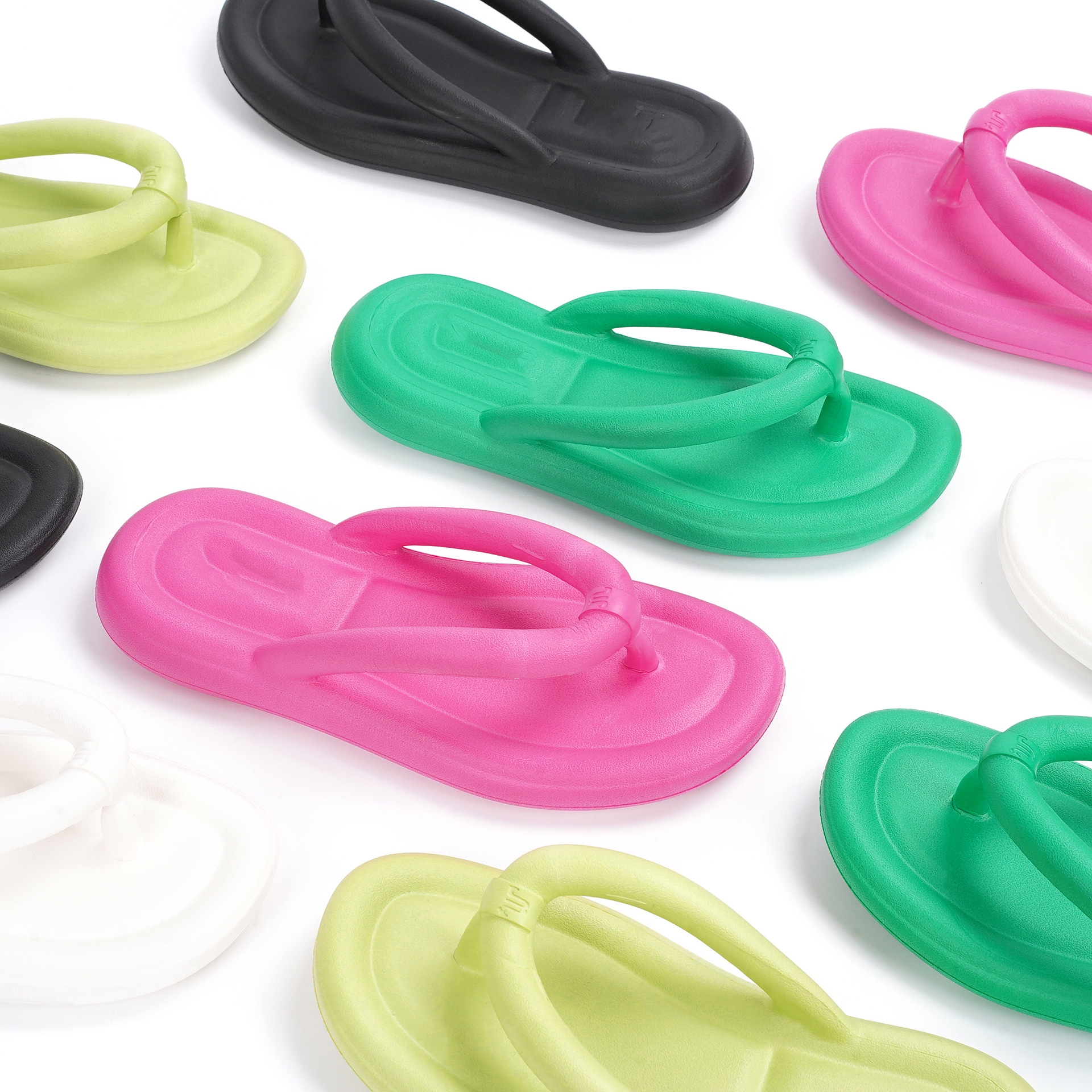 Summer Outdoor Beach Eva Slippers Soft Flat Clip Toe Slides Women Flip-flops Slippers Casual Shoes