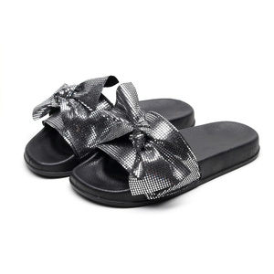  Bling Slide Slippers PVC Girls Outdoor Sliders Designer Luxury Sandals