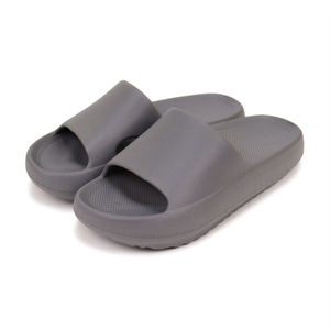 Ome Slippers Thick Platform Bathroom Cloud Slippers Non-slip Flip Flops Woman Sandals Indoor Slides Soft Sole Eva Fashion Mesh
