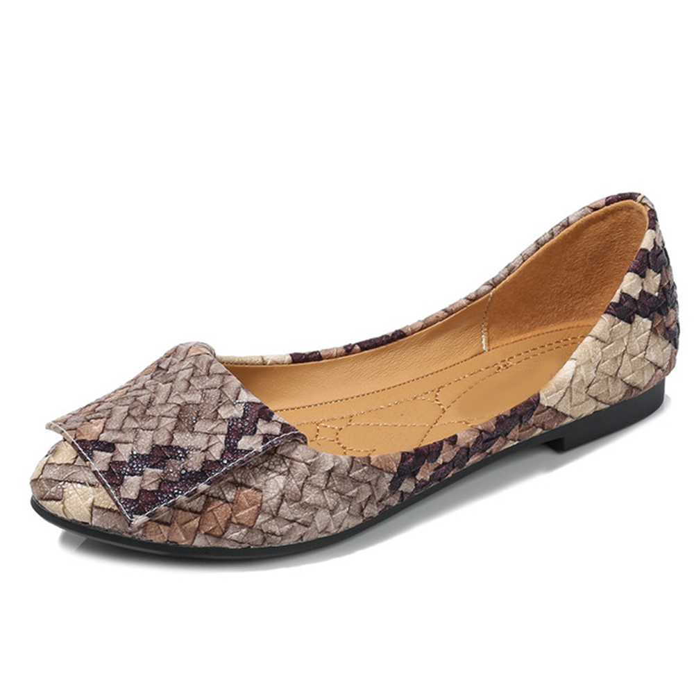 Fancy Pointed Toe Comfortable Women Casual Flat Shoes