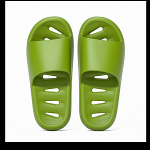 New Fashion Ladies Logo Slides Sandals Eva Bedroom Non-slip Sandals Men Slippers Felt Cloud Slippers