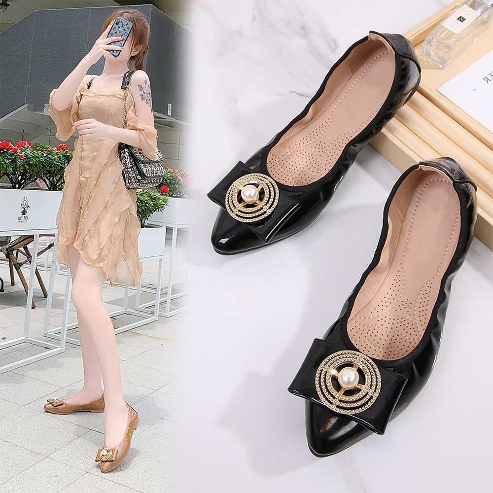 Korean Diamond Pointed Flat Bottom Shoes for Women New Styles