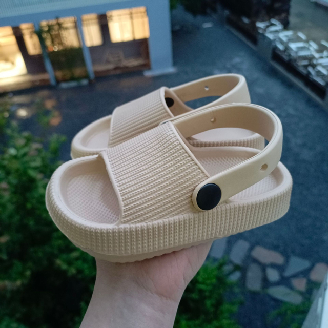 Summer Children's Slippers Wholesale, Indoor Household Cartoon Heel Strap for Boys And Girls