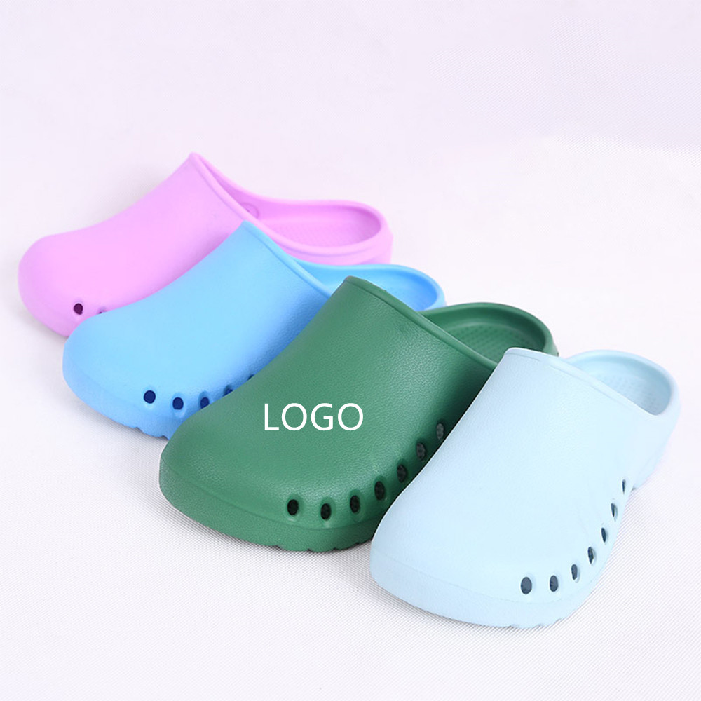 Woman Beach Sandals Garden Shoes Lightweight Men Clogs Hospital Doctor Nurse Surgical Shoes Casual Washable Clogs